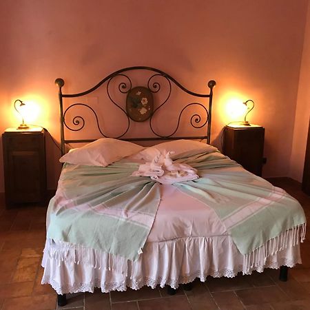 Agriturismo Casallario โวลแตร์รา ภายนอก รูปภาพ