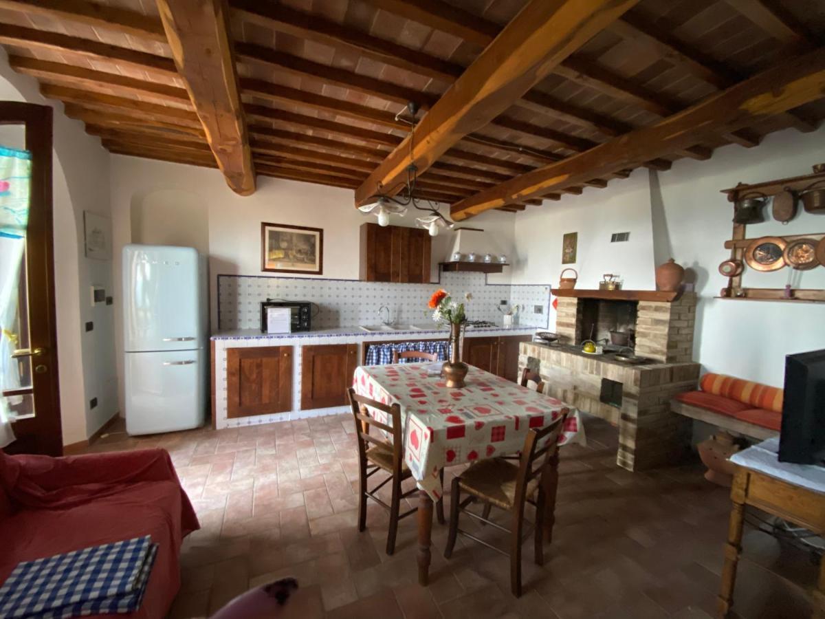 Agriturismo Casallario โวลแตร์รา ภายนอก รูปภาพ