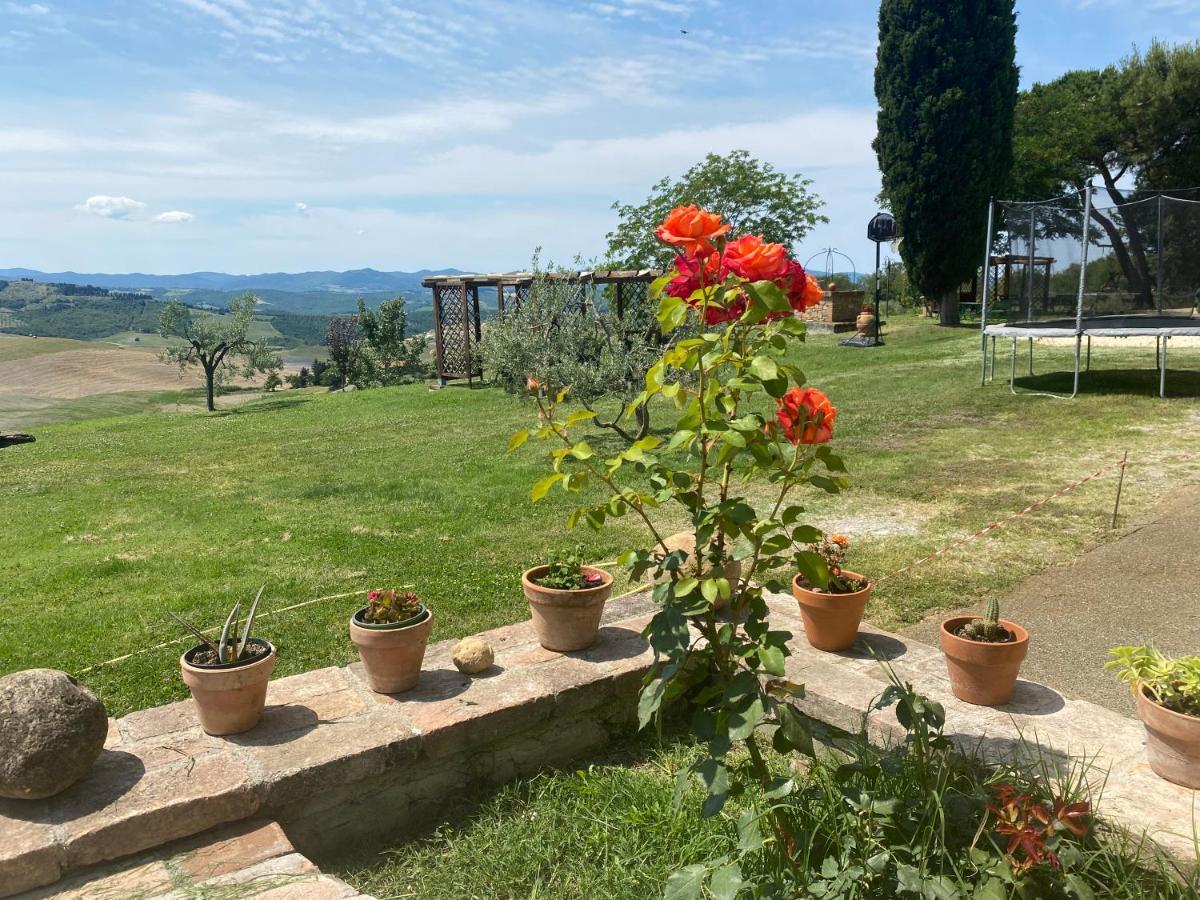 Agriturismo Casallario โวลแตร์รา ภายนอก รูปภาพ